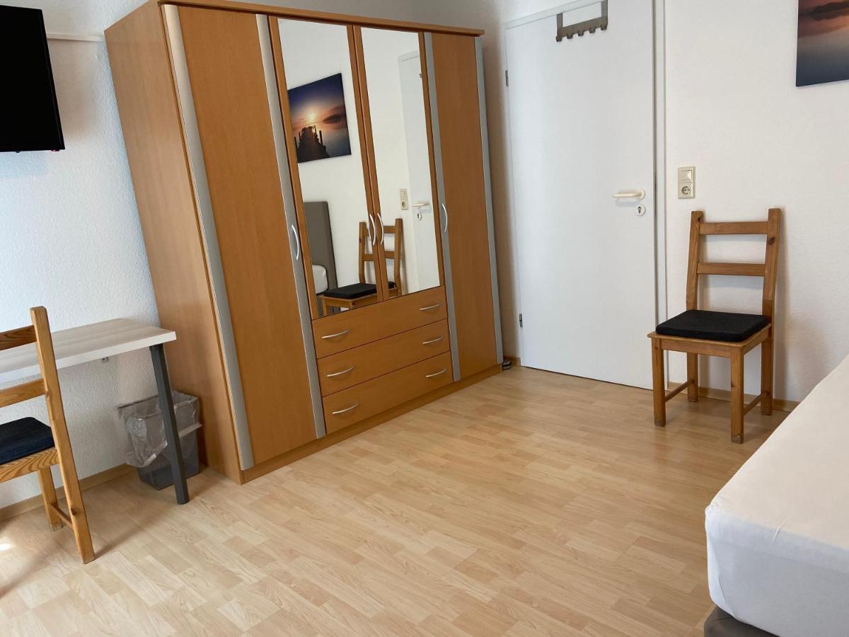 Wohnung Mit 2 Einzelzimmer Gemeinsamer Kuchen/Bad/Balkon-Nutzung Espelkamp-Mittwald エクステリア 写真